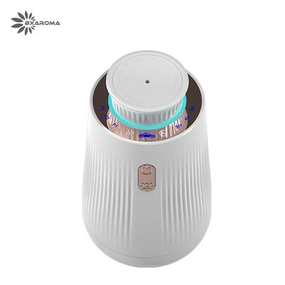 DC5V1A/1.5W Tegangan Mobil Air Freshener Diffuser Minyak Esensial Jenis Bau